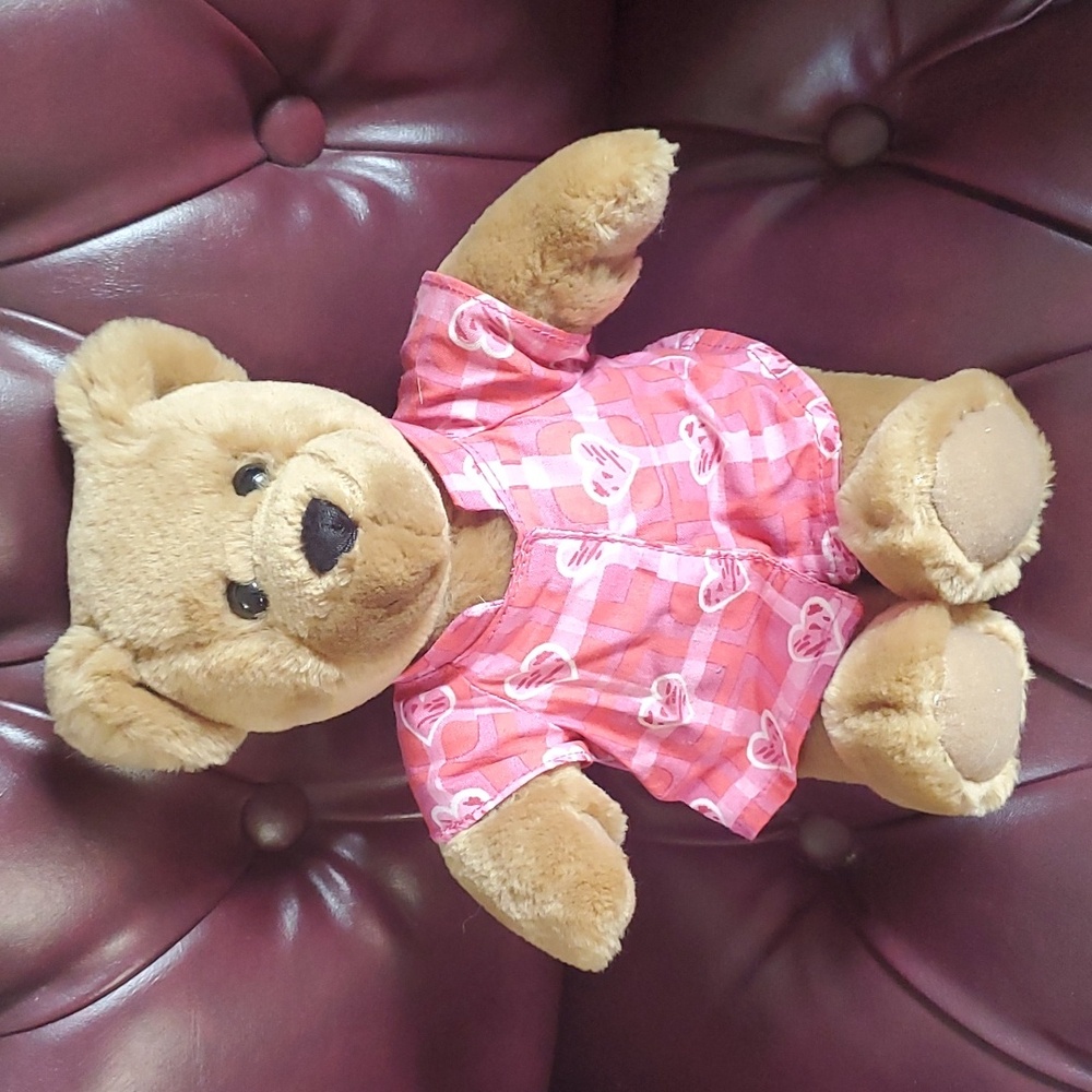 HALLMARK VINTAGE John Lennon All You Need is Love Kiss Kiss Teddy BEAR TOY 1967